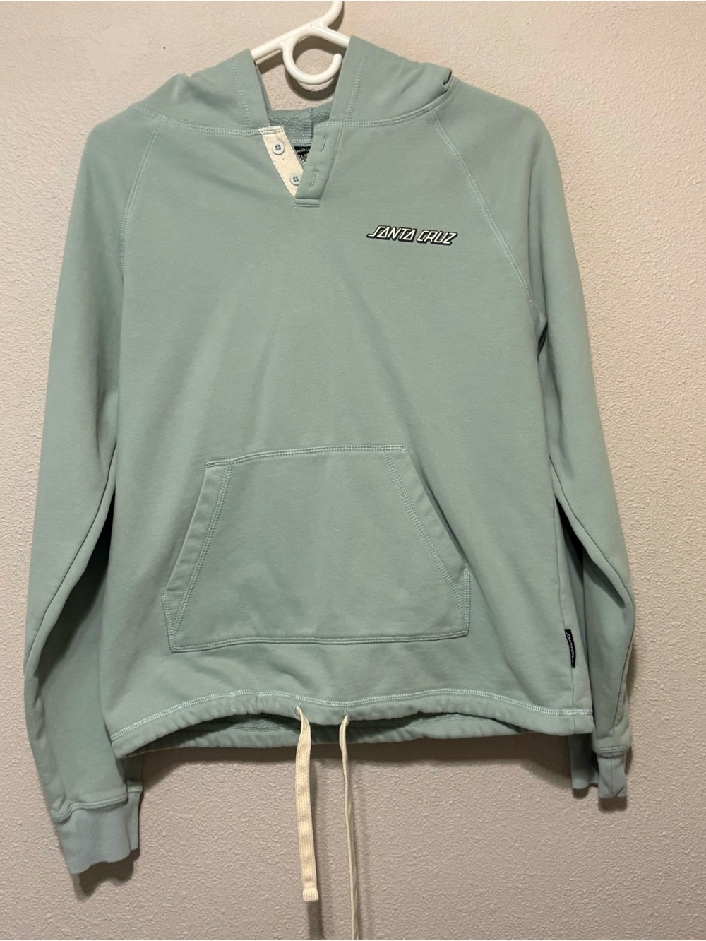 Santa Cruz Skateboards Women’s  Hoodie in Mint Green